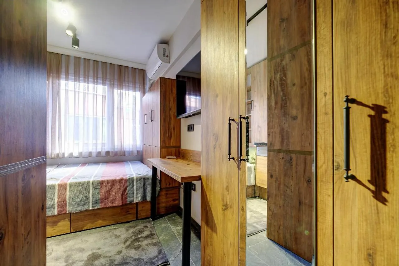 2023 Decoration, New Electonics, 50Mbps Internet, Modern, Studio, 18M2, Best Location, 300 M To Bosphorus Istanbul